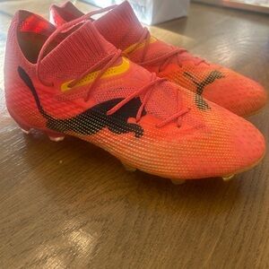 Puma FUTURE Z Size 6.5(M)/7.5(W) excellent condition